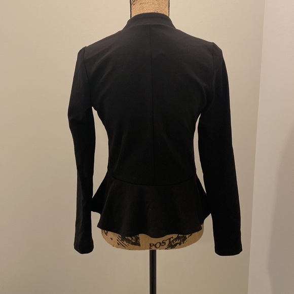 Women's Casual Stretch Blazer - Picture 3 of 7